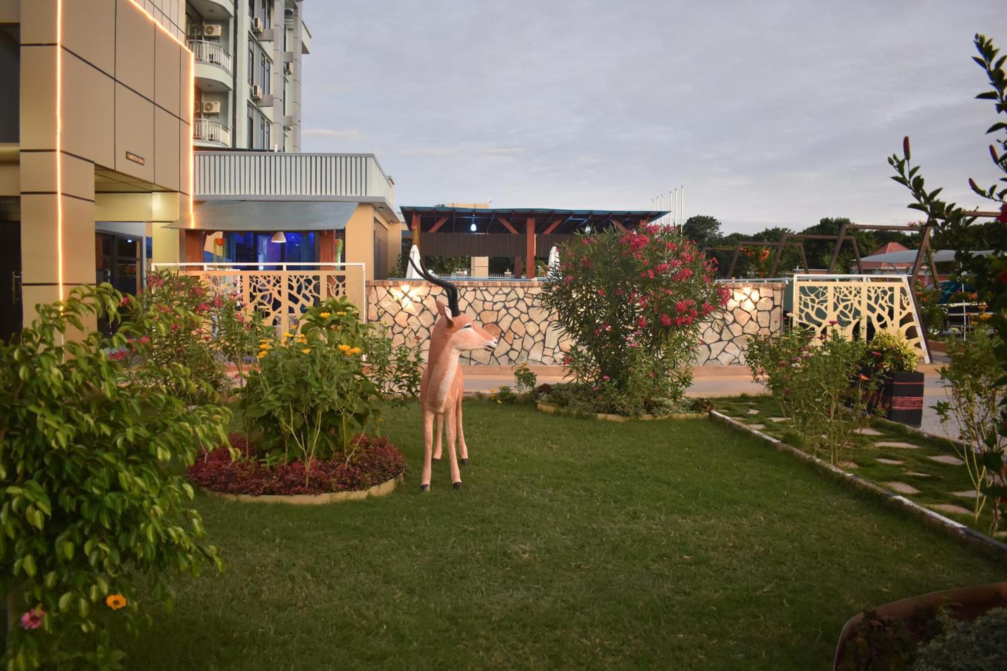 Brand Hotel Dodoma Luaran gambar